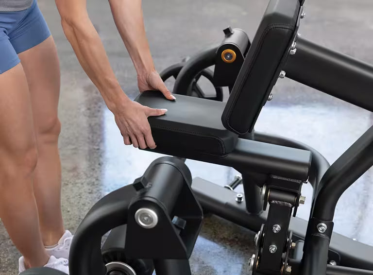 Lying Leg Curl – Vision Fitness
