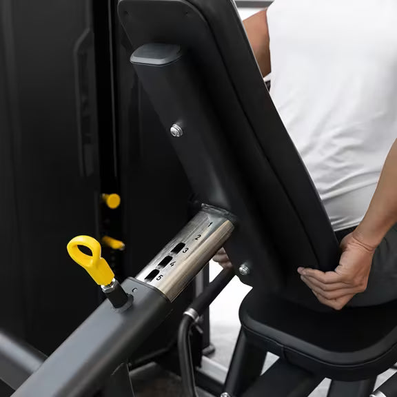 Leg Extension / Leg Curl - Vision Fitness