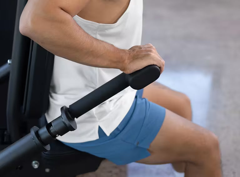 Trizeps Maschine – Vision Fitness Keystone